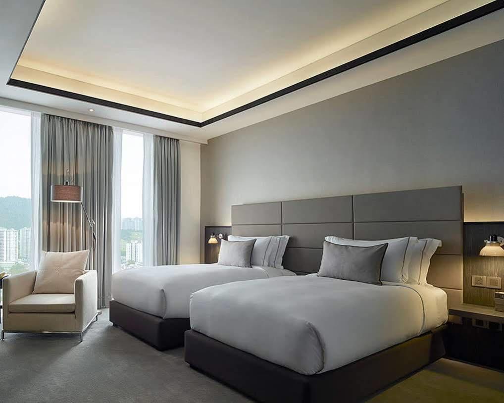 G Hotel Kelawai Tanjung Tokong Екстериор снимка Deluxe Room