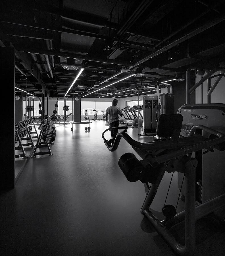 G Hotel Kelawai Tanjung Tokong Екстериор снимка The gym at the University of Nottingham